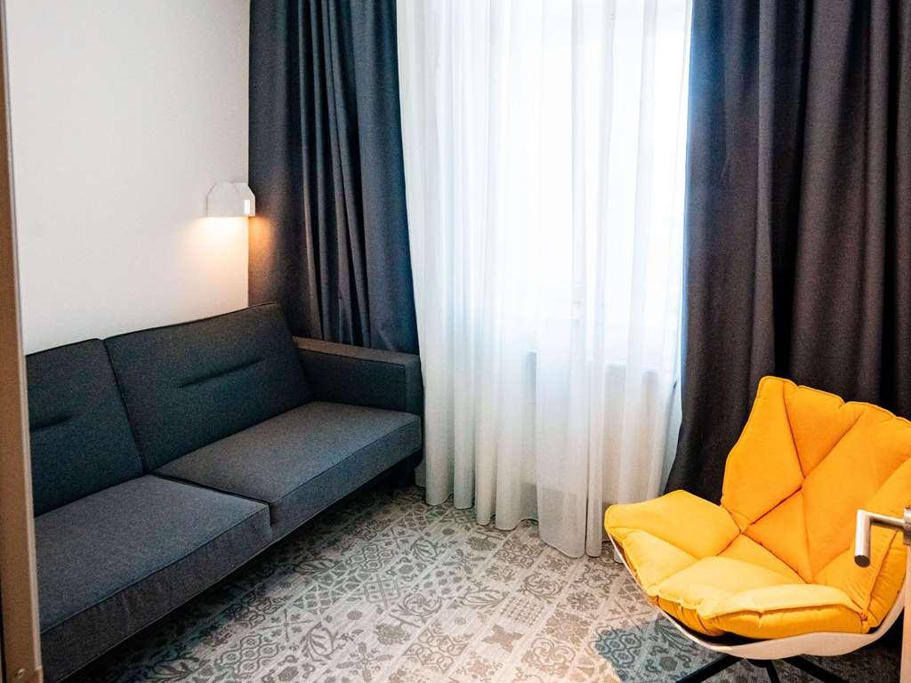 Ibis Styles Sibiu Arsenal Quarto foto