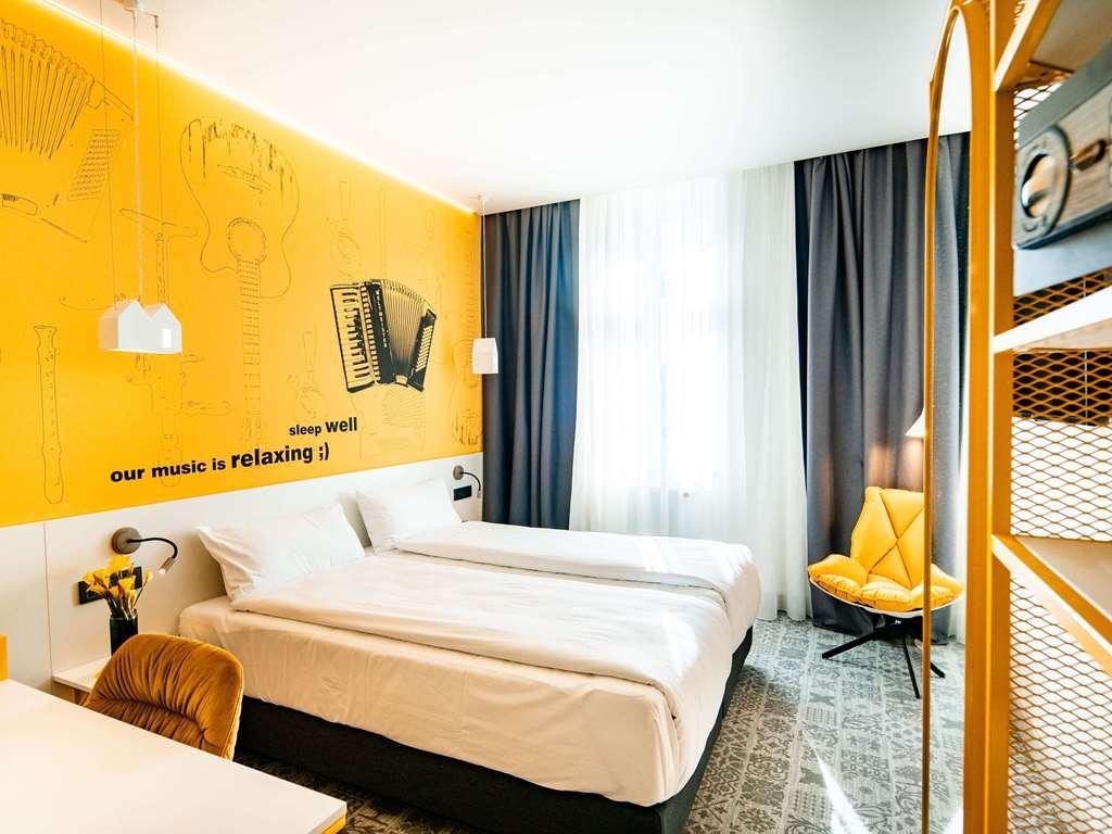Ibis Styles Sibiu Arsenal Quarto foto
